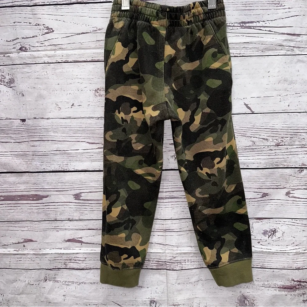 Nike Green Camouflage Sweat Pants Size 4
